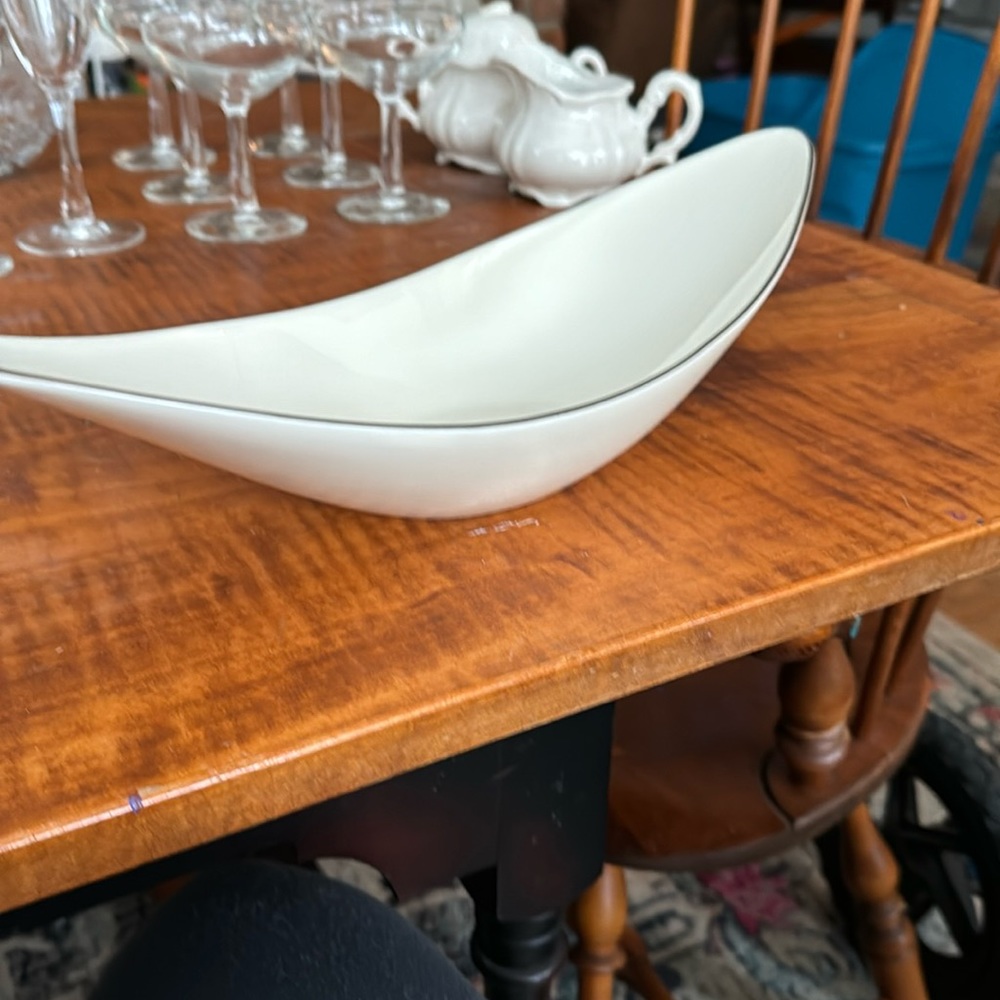 Lennox serving dish